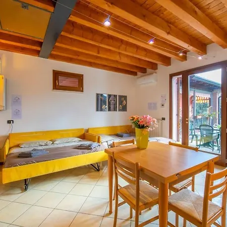 5 Min From Gardaland, With Free Pool Apartment Peschiera del Garda Exterior photo