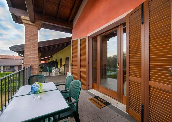 5 Min From Gardaland, With Free Pool